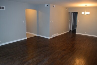 6151 N Richmond St unit 1, Chicago, IL 60659 - photo 2