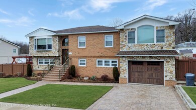 147 Weaver St, Staten Island, NY 10312 - photo 2