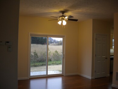 2 Elizabeth St unit 19, Saint Albans City, VT 05478 - photo 4