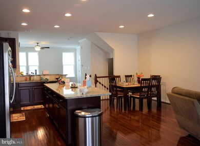 22876 Chestnut Oak Terrace, Sterling, VA 20166 - photo 5