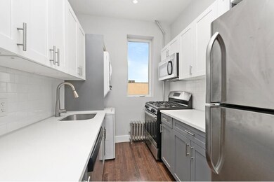 164 Dikeman St unit 3, Redhook, NY 11231 - photo 2