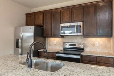 821 Jameson St, Weatherford, TX 76086 - photo 3