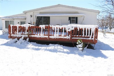 22 Brookridge Dr, Hamburg, NY 14075 - photo 2