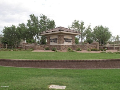 COMM ENTRANCE