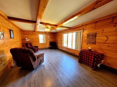 Spacious living room