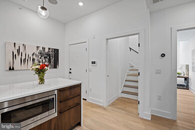 1513 Christian St unit 4, Philadelphia, PA 19146 - photo 7