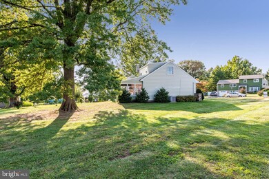 200 Woodlawn Dr, Lansdale, PA 19446 - photo 4