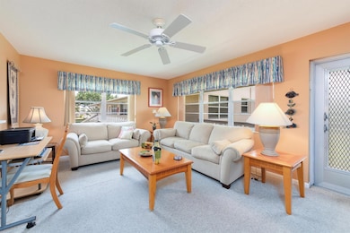 322 Windsor N unit 322, West Palm Beach, FL 33417 - photo 2