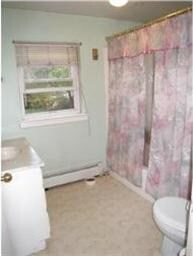 208 Fairview Rd, Crum Lynne, PA 19022 - photo 6