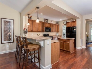 Breakfast Bar / Kitchen