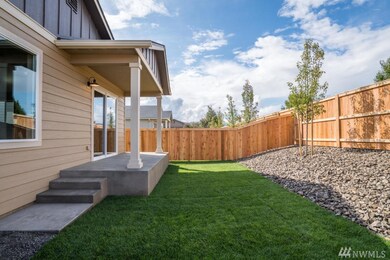 444 S Kansas Loop, East Wenatchee, WA 98802 - photo 2