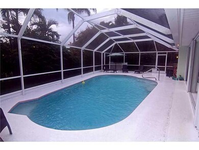 Swimming Pool/Hot Tub/Sauna.