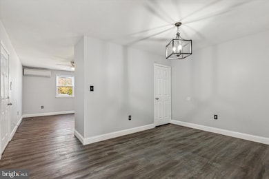 210 Holstein St, Bridgeport, PA 19405 - photo 6