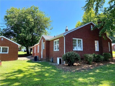 123 Nolen Ave, Asheboro, NC 27205 - photo 7