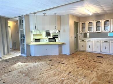 568 Fairmount Dr, North Port, FL 34287 - photo 4