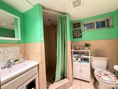 135-38 129th St, Jamaica, NY 11420 - photo 6