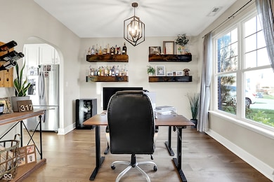 523 Genisis Dr, Whiteland, IN 46184 - photo 5