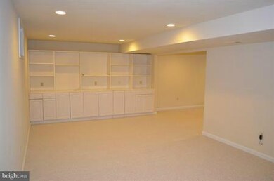 13104 Princeville Ct, Silver Spring, MD 20904 - photo 6