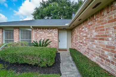 7419 Crystalglen Ln, Houston, TX 77095 - photo 3
