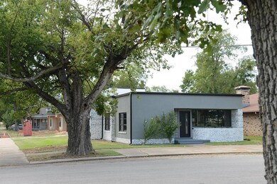 313 S Fannin Ave, Denison, TX 75020 - photo 5