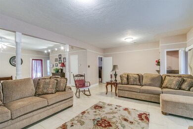 4014 Black Locust Dr, Houston, TX 77088 - photo 3