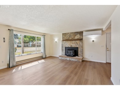 1108 9th St, Hood River, OR 97031 - photo 7