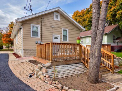 1529 Hickory St, Waukegan, IL 60085 - photo 3