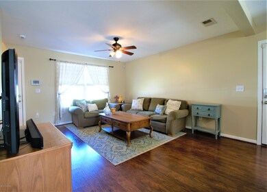 8515 Roseborough Rd, Louisville, KY 40228 - photo 6