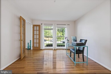 8608 Hillview Rd, Hyattsville, MD 20785 - photo 3