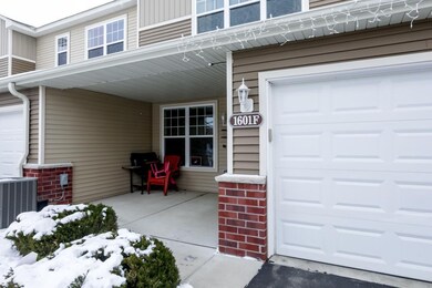 Large covered porch. Perfect for grilling or relax
