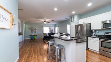 Kitchen/Greatroom