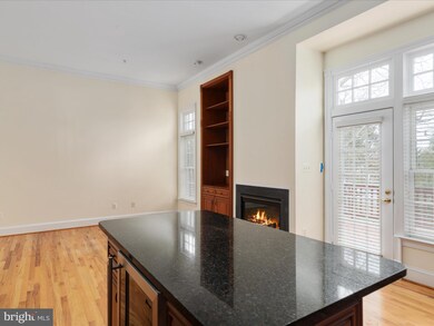 2305 Sawtooth Oak Ct, Vienna, VA 22182 - photo 7