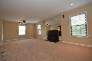 207 wellington 007