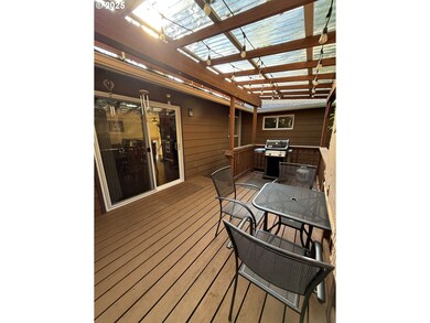 4574 Manzanita St, Eugene, OR 97405 - photo 7