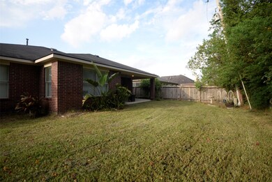 3247 Community Cir, Alvin, TX 77511 - photo 3