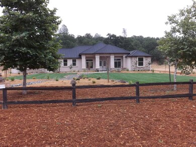 9545 Twin Creek Ln, Redding, CA 96003 - photo 5