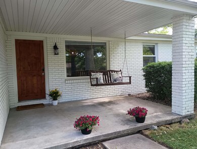 704 Avondale St, West Lafayette, IN 47906 - photo 2