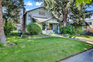 305 NW Columbia St, Bend, OR 97701 - photo 3