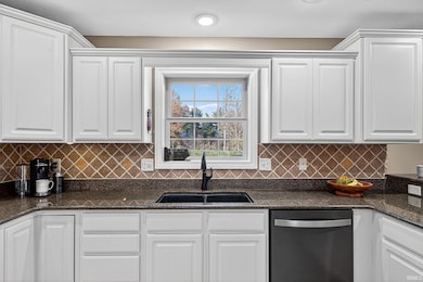 30051 Quail Pointe Dr, Granger, IN 46530 - photo 7