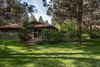 61484 Maid Marian Ct, Bend, OR 97702 - photo 7