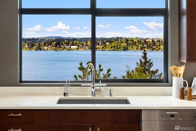 7449 W Mercer Way, Mercer Island, WA 98040 - photo 6