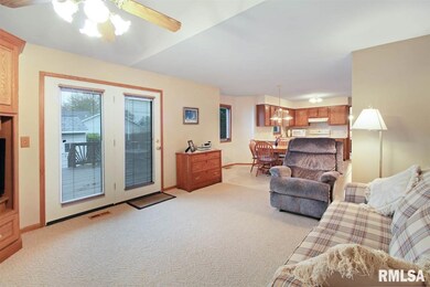 5519 N Cedarwilde Ct, Peoria, IL 61615 - photo 7