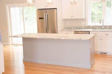 75 Fisher Rd, Holden, MA 01520 - photo 3