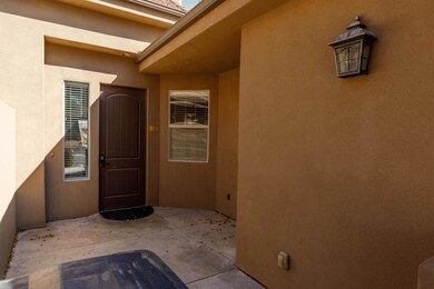 2020 N Pebble Beach Dr- Unbranded (4 of