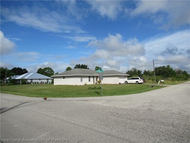 5501 Virtudes St, Sebring, FL 33872 - photo 2