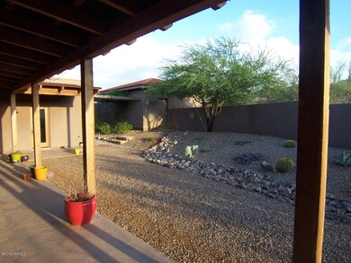courtyard to garage