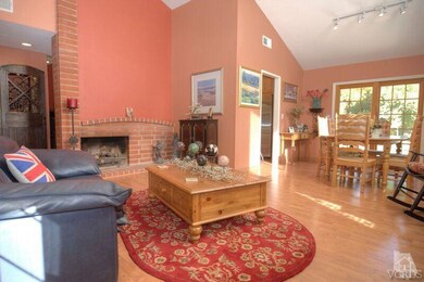 228 Greenmeadow Dr, Newbury Park, CA 91320 - photo 4