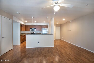 724 E Devonshire Unit 203-2