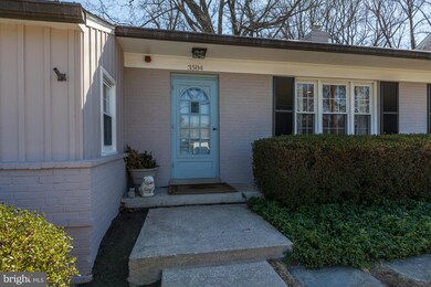 3504 Dunlop St, Chevy Chase, MD 20815 - photo 4