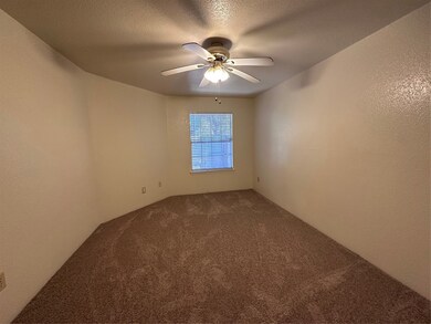 9797 Leawood Blvd unit 901, Houston, TX 77099 - photo 5